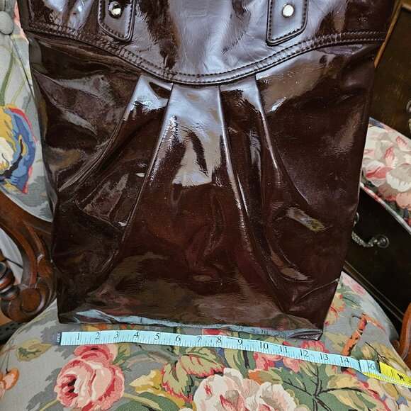 Large Women's Shoulder Bag - Picture 6 of 9